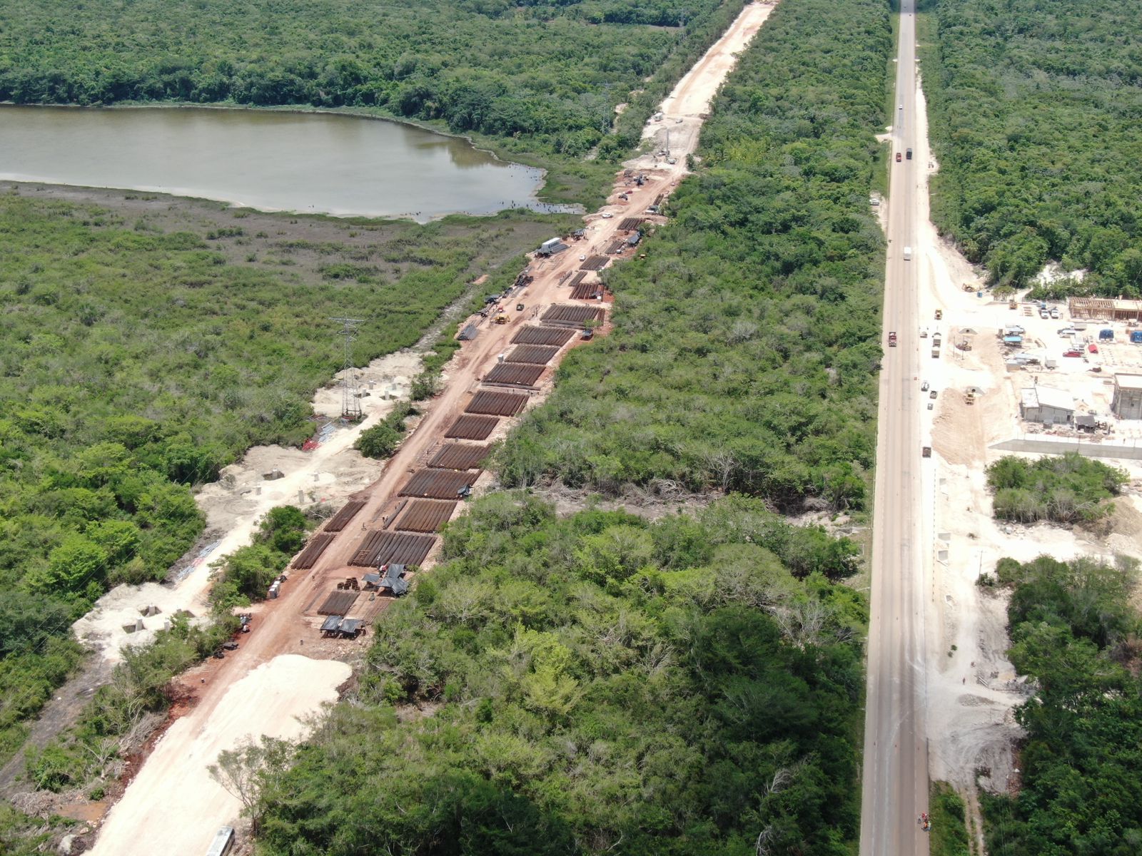La construcción del tramo Bacalar-Chetumal del proyecto Tren Maya generará severos daños al sistema lagunar de Bacalar en Quintana Roo